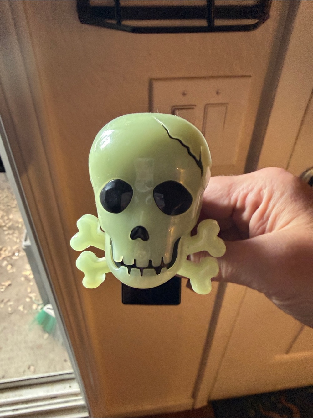 Glow-In-The-Dark Skull & Crossbones Wallflower Air Freshener from Bath&Bodyworks